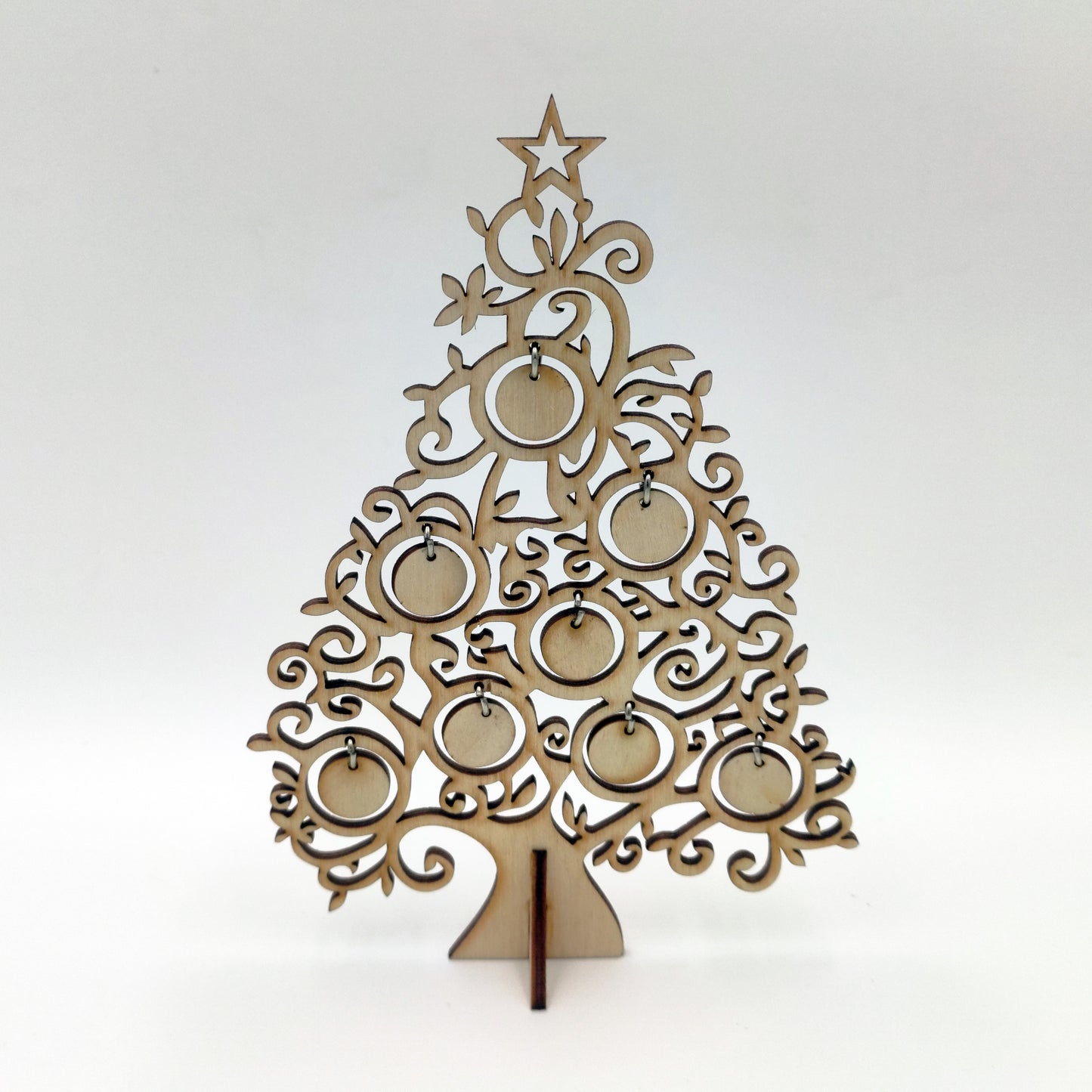 Ξύλινο Χριστουγεννιάτικο Δέντρο με Κρεμαστά Διακοσμητικά