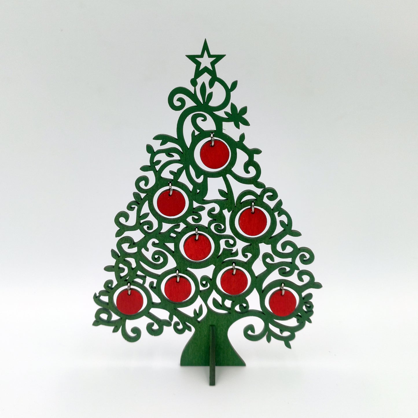 Ξύλινο Χριστουγεννιάτικο Δέντρο με Κρεμαστά Διακοσμητικά