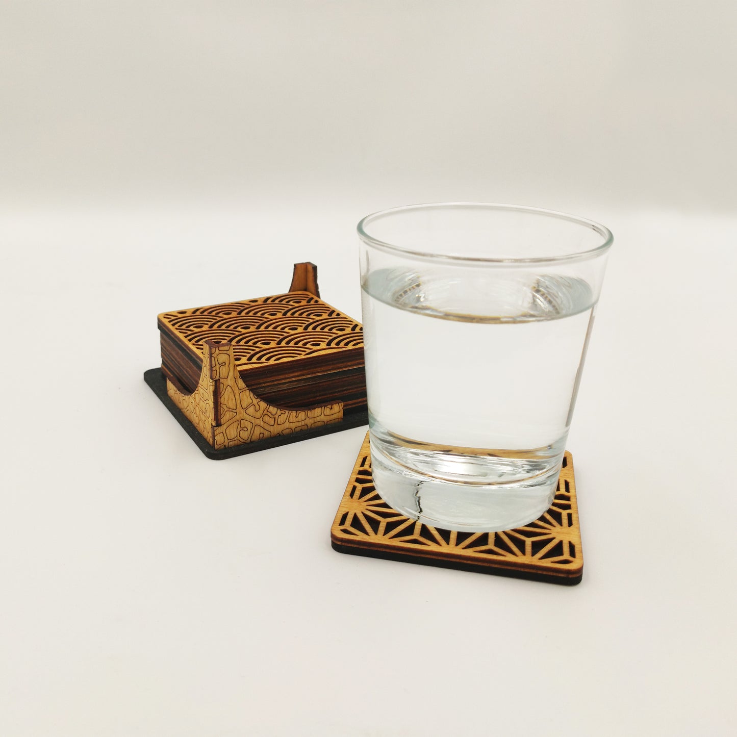 Σετ Ξύλινων Σουβέρ “Pattern Mix”