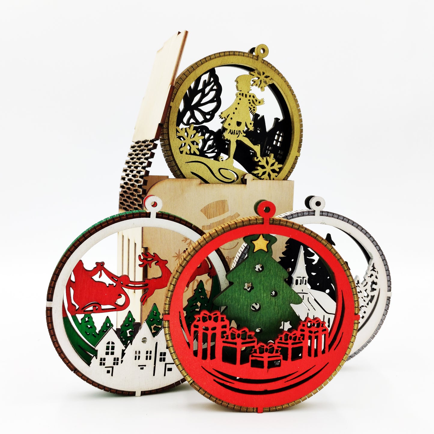 Σετ Ξύλινων Χριστουγεννιάτικων Στολιδιών με Δύο Επίπεδα